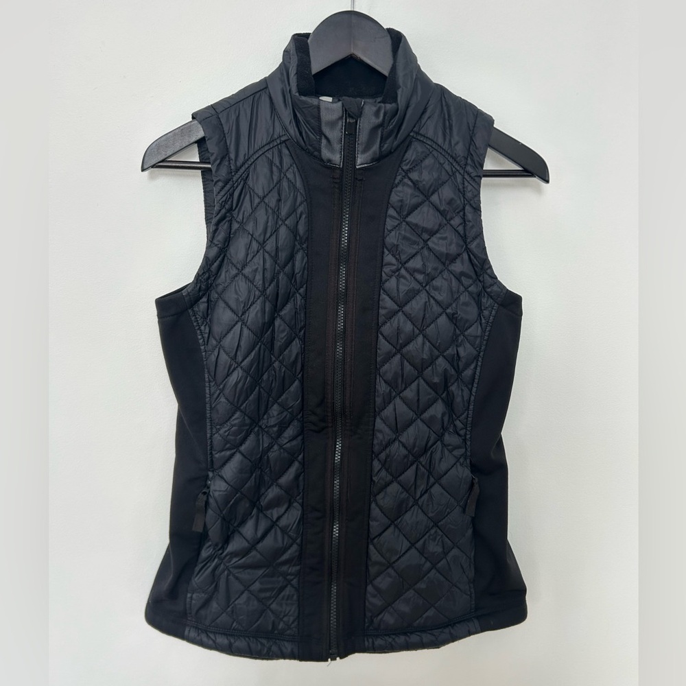 Athleta Quilted Vest Womens Small Black Full Zip Lightweight Puffer Athleisure